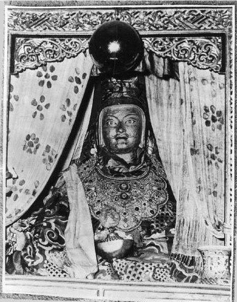 picture of guru rinpoche